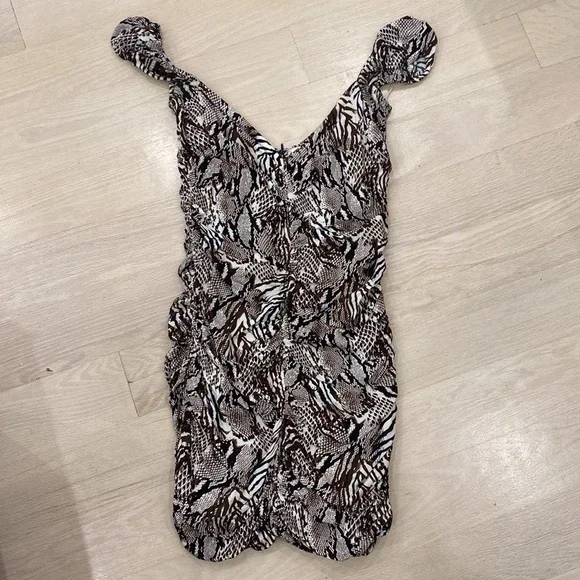 Wilfred By Aritzia  Brown amp White MultiAnimal Print Ruched Bodycon Dress - Picture 3 of 6